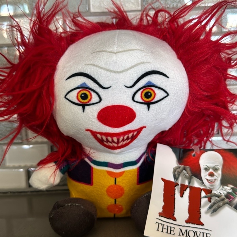 IT The Movie Pennywise Clown Big Head Plush Doll Figure / Warner Bros / 7” / NEW
